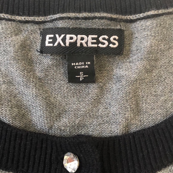 Express Button Up Top - Picture 4 of 4